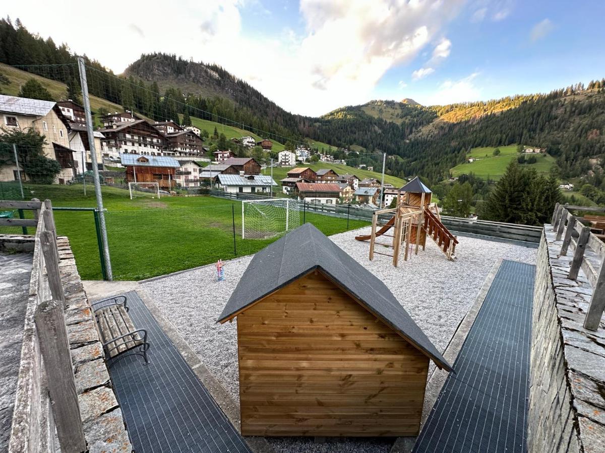 Tabia Suite Pelmo Villagrande  Exterior foto